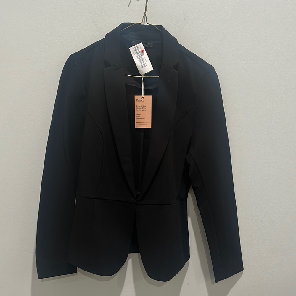 Quince Ultra Stretch Ponte Blazer - M NWT.